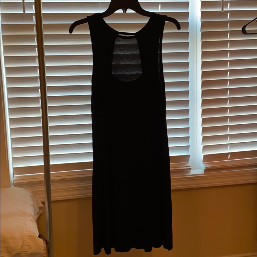 Black Mossimo dress with key hole